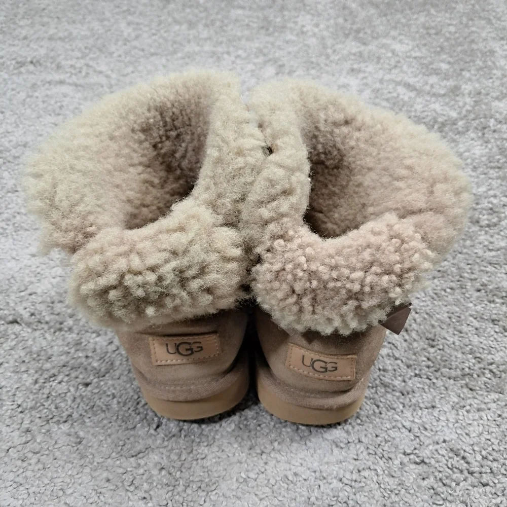 UGG australia gita